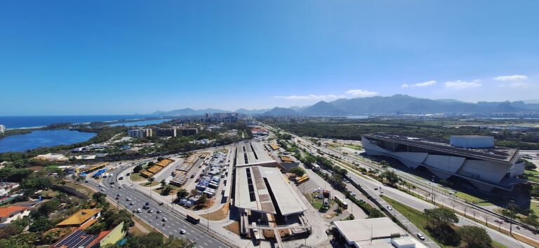 Cobertura 3 quartos na Bara da Tijuca,RJ (44)